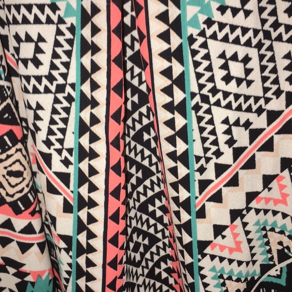 Top - Picture 4 of 5